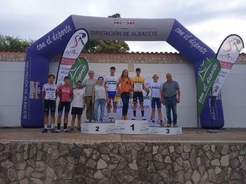 Pau Salvador Garcés gana la VIII Vuelta a Molinicos