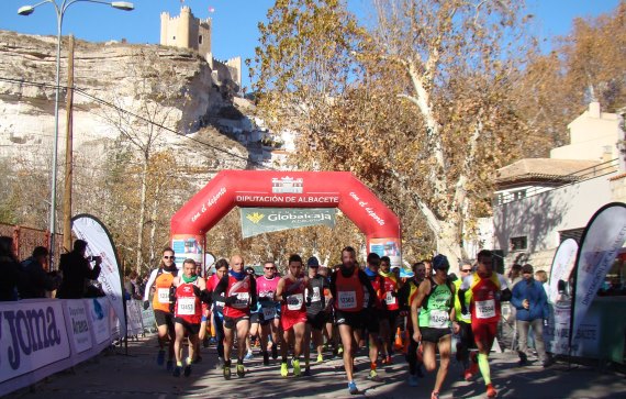 Alcalá del Júcar cierra el próximo sábado el circuito de atletismo y trail con más de 700 atletas