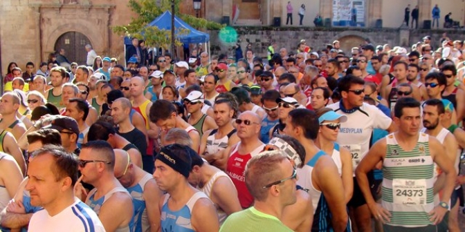 El atletismo albaceteño también ‘se silenció’ para rendir homenaje a las víctimas del ataque terrorista de París