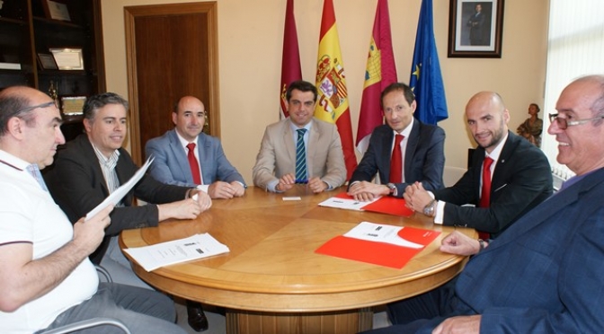 El Ayuntamiento de Albacete ya tiene el crédito para renovar el alumbrado público de la ciudad