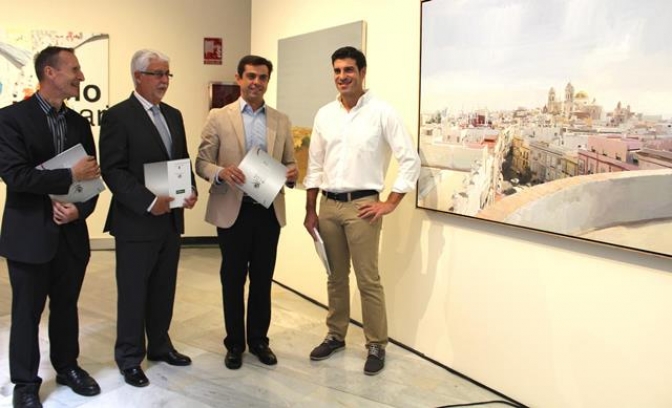 Javier Cuenca asegura en la inauguración de la Bienal de Artes Plásticas que “proyecta la imagen de Albacete”