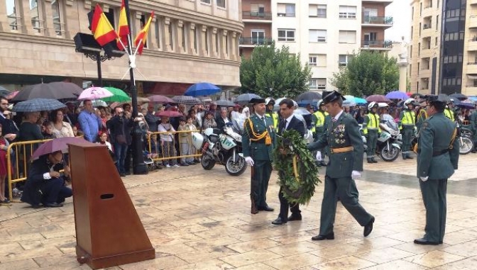 Los actos de la festividad de la patrona de la Guardia Civil, la Virgen del Pilar, estuvieron marcados en Albacete por la lluvia