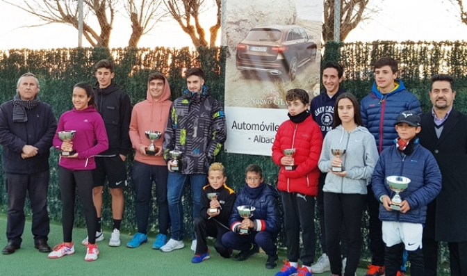 El toledano Javier Sánchez, campeón del Open de Tenis Automóviles Villar de Albacete