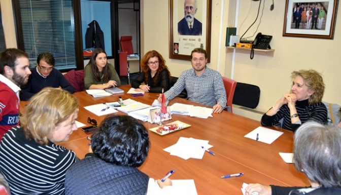 Reunión de los concejales del PSOE de Albacete con asociaciones  de personas con discapacidad intelectual o sentorial