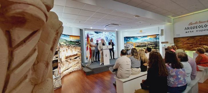 Ruiz Santos: “La implicación de las administraciones ha conseguido atajar la situación de abandono la Cueva de la Vieja de Alpera”