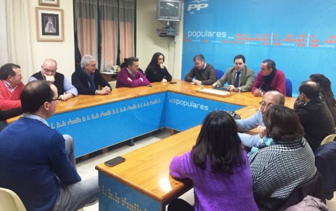Francisco Núñez (PP) critica en Hellín la ralentización de las obras del centro de salud