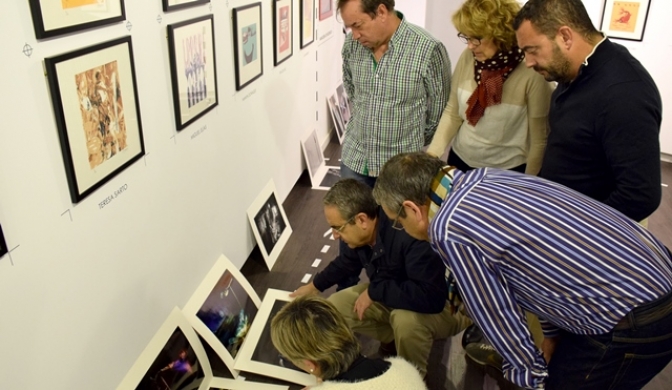 La colección de Clara Lozano gana el XV Concurso de Fotografía sobre la Cuchillería 2015