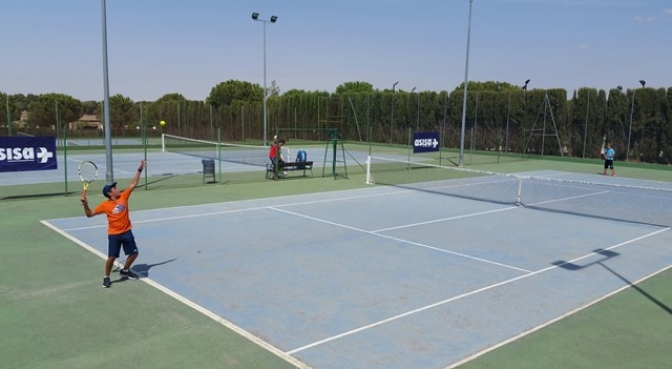 Comienza el III Circuito Juvenil de tenis Asisa Albacete en las pistas del Tiro de Pichón