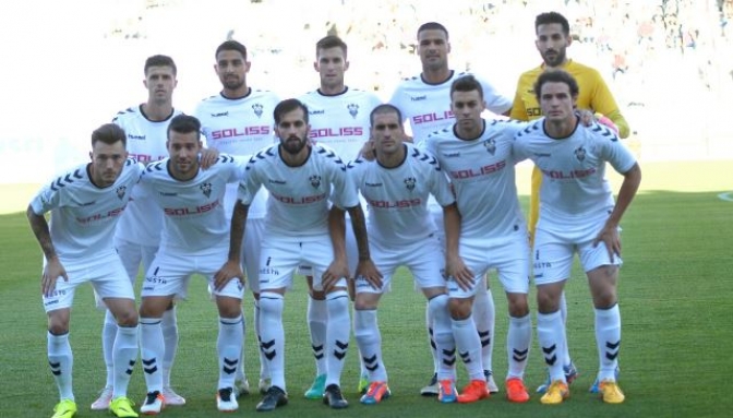 El Albacete Balompié sufrió en Gernika la primera derrota de la temporada (2-1)