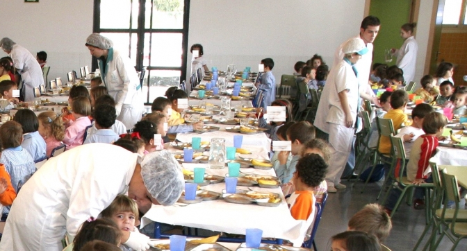 La comida del mediodía costará 4,65 euros durante el próximo curso en los comedores escolares públicos de Castilla-La Mancha