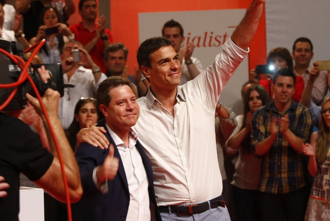 ELECCIONES. Sánchez (PSOE), en Toledo junto a Page, anuncia que prohibirá las amnistías fiscales