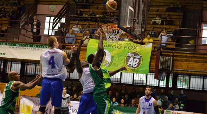 Ajustado triunfo del Albacete Basket ante el Náutico de Tenerife (72-69)