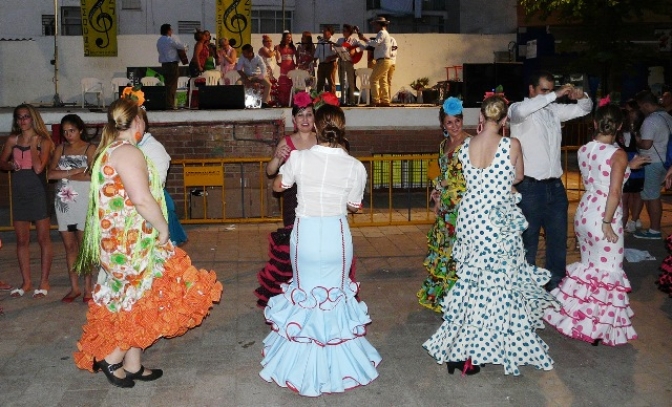 El barrio Hospital de Albacete está en fiestas, iniciadas tras el emotivo pregón de la concejal Llanos Navarro