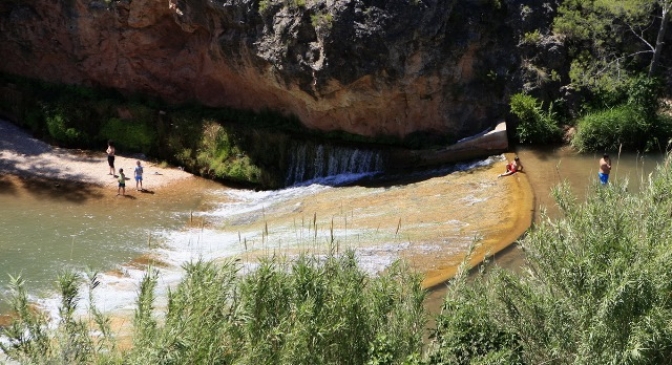 Los paisajes de la ruta senderista entre Ayna y Liétor sorprendieron a los participantes (fotos)