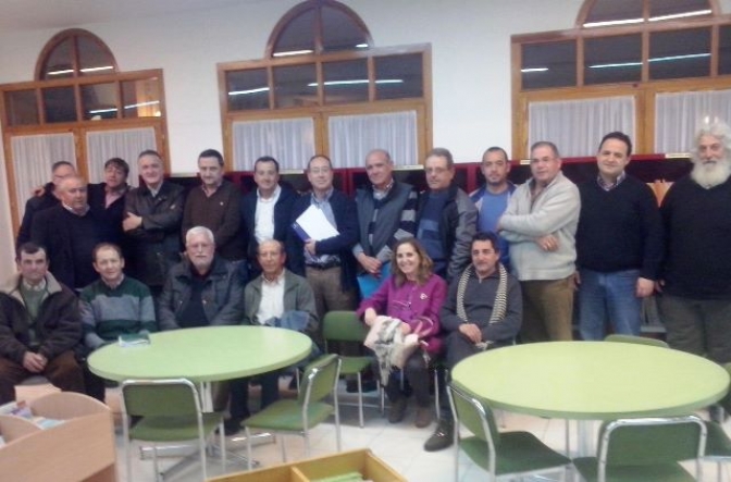 Los regantes de la cabecera del Segura se reunieron en Elche de la Sierra para defender el agua en el sureste de Albacete