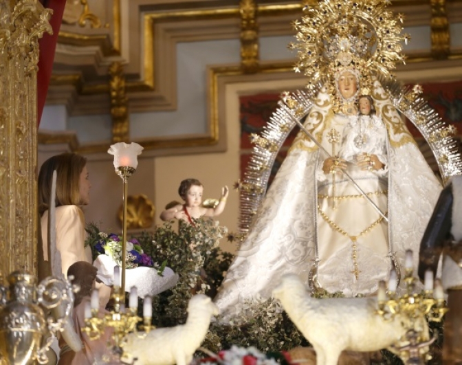 María Dolores Cospedal visita el Santuario de Nuestra Señora de Cortes