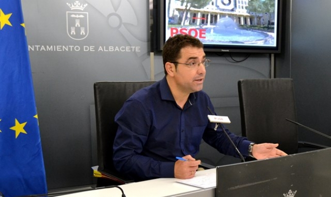 Belinchón acusa al alcalde de Albacete de instalarse en una “soberbia mentira” en el caso del Museo de la Cuchillería