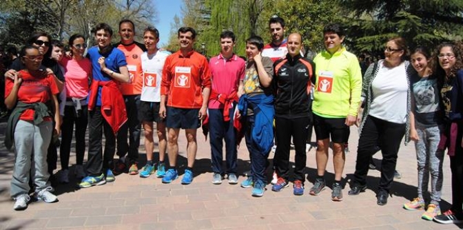 Javier Cuenca, en su visita al IES Andrés de Vandelvira,  anima a los alumnos a complementar sus estudios con la práctica deportiva