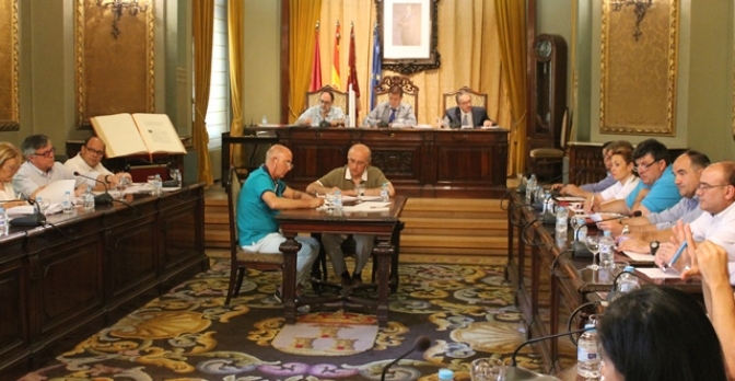 El pleno de la Diputación de Albacete sirve para corroborar que cumple con su plan financiero con los requisitos del Ministerio de Hacienda