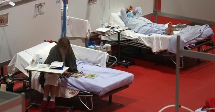 Un día más Castilla-La Mancha tiene más altas que nuevos casos confirmados por coronavirus