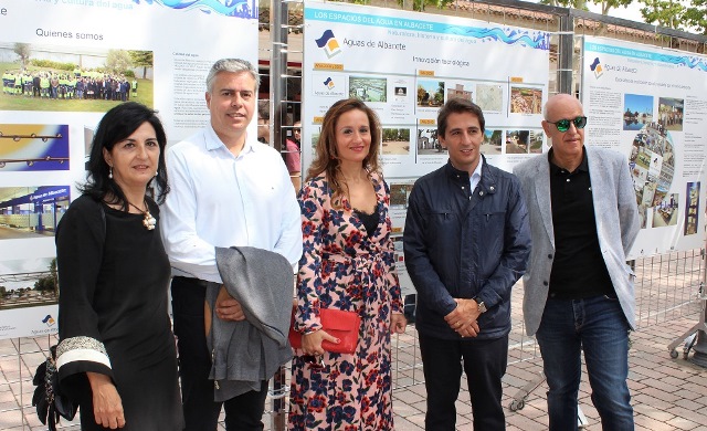 Abierta la exposición ‘Los espacios del agua en Albacete’, en el stand de los ‘vecinos’ en la Feria de Albacete