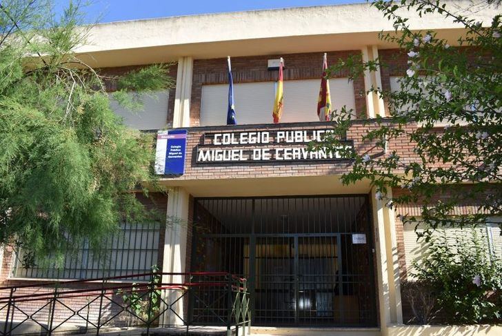 Los centros escolares de C-LM arrancarán el curso con 319 docentes más, superando los 33.000 en plantilla