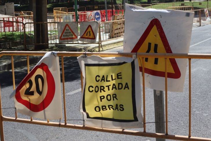 El PP de Albacete denuncia el retraso de las obras de la calle León que 'sufren' los vecinos del barrio de Pajarita