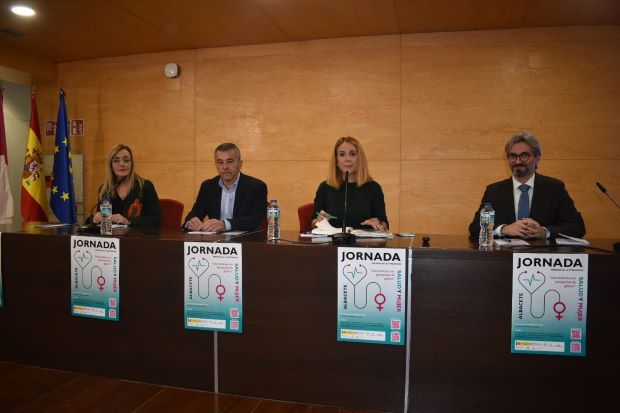 La magistrada del Juzgado de Violencia de Género de Albacete, Cira García, llama a la calma tras polémica por la ley del 'sí es sí'