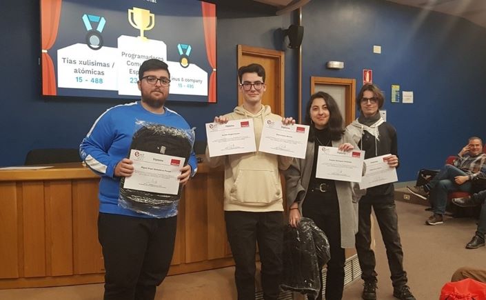 Ariadna Rodríguez, ganadora de 'La Liga del Código' de la Escuela Superior de Ingeniería Informática de Albacete (UCLM)