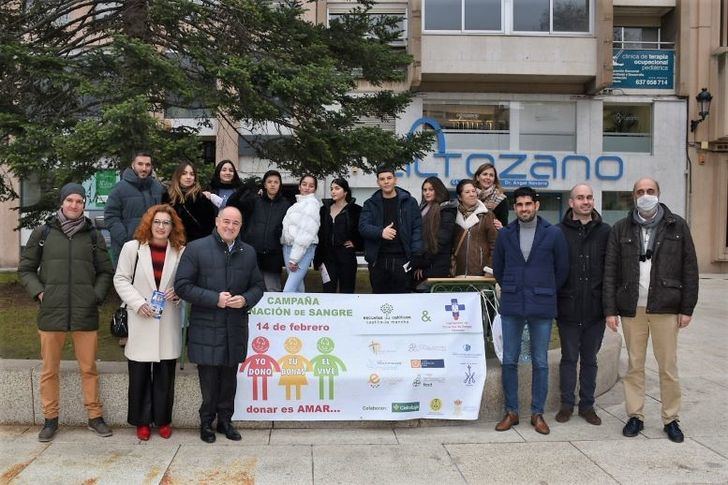 Sáez ensalza la campaña 'Donar es amar' como garantía del relevo generacional en la donación de sangre en Albacete