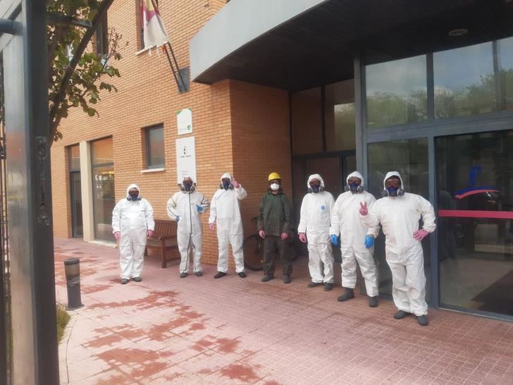 Cuatro residencias de mayores de Albacete son desinfectadas por el dispositivo de GEACAM