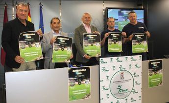 Villaescusa afirma que recuperar la tradición de disputar la Supercopa de fútbol de los Juegos Deportivos Municipales es “un merecido homenaje”