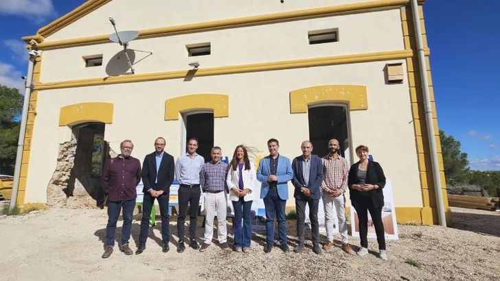 Comienza la rehabilitación de la Casa del Llavero en el Pantano de Almansa, enmarcada en el Plan de Sostenibilidad Turística