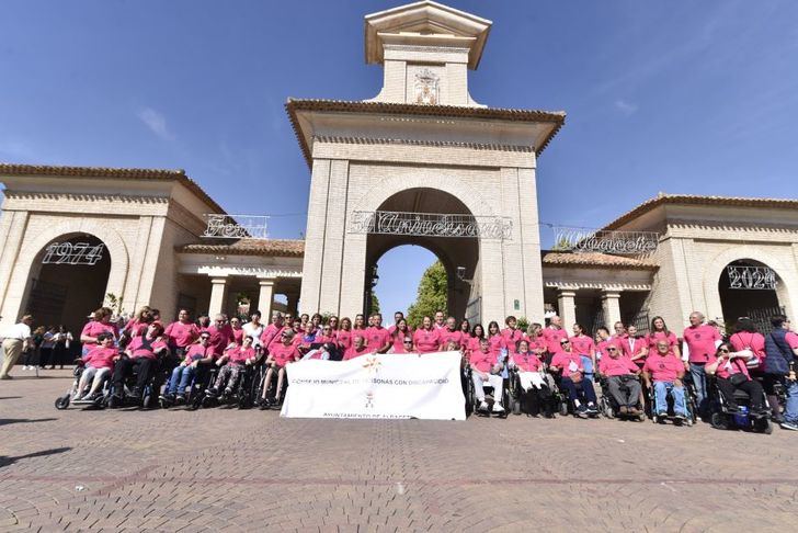 El alcalde de Albacete asegura que su compromiso político y personal es seguir trabajando por la plena inclusión