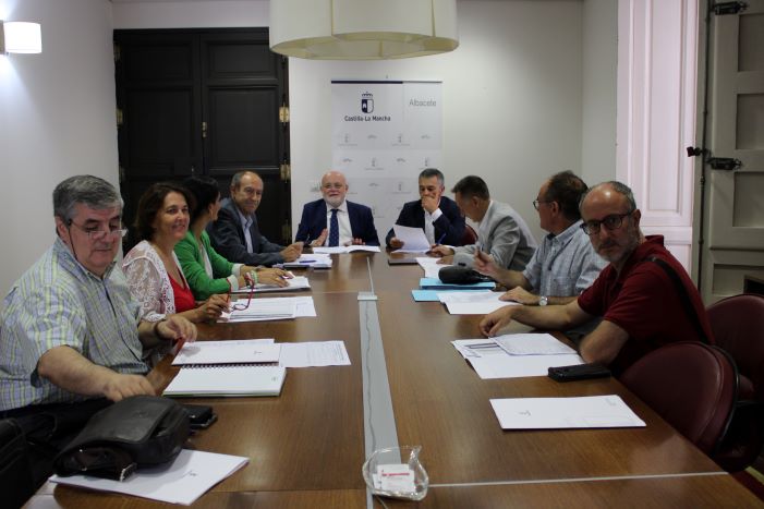 El Plan Especial de Empleo para Zonas Rurales Deprimidas (PEEZRD) beneficiará a 77 municipios albaceteños