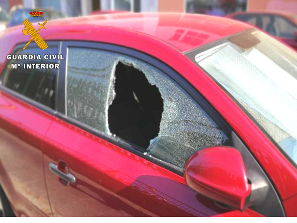 La Guardia Civil de La Roda detiene a dos personas por robos con fuerza en vehículos estacionados en La Gineta