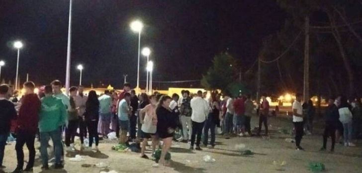 3.000 personas en una ‘macrobotellón’ en Tomelloso (Ciudad Real), en pleno estado de alarma