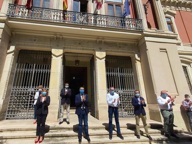 La Diputación de Albacete se une al minuto de silencio en recuerdo a todas las víctimas de la pandemia