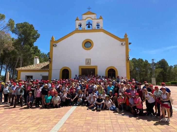 Cerca de 500 personas participan en el arranque del programa regional para mayores, ‘Rutas Senderistas’, en la provincia de Albacete