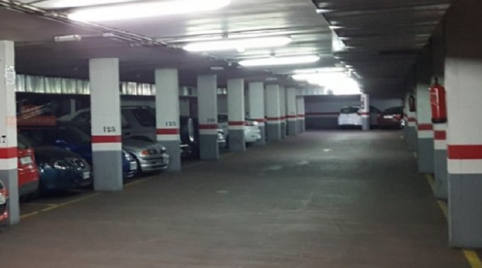 El Ayuntamiento de Albacete saca a subasta 56 plazas de garaje en un edificio de la calle Júcar