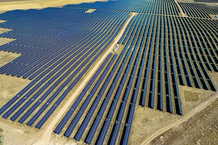 Eiffage adjudica el contrato EPC del megaparque fotovoltaico en Bonete (Albacete)