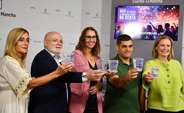 Junta y Asociación de Hostelería suman fuerzas en la Feria de Albacete para prevenir agresiones sexuales