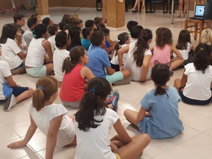 Aguas de Albacete colabora con la FAVA para el desarrollo de actividades de verano infantiles