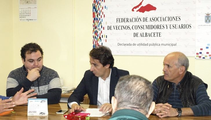 Aguas de Albacete hace entrega de las ayudas a las ocho asociaciones de vecinos que tuvieron escuelas de verano