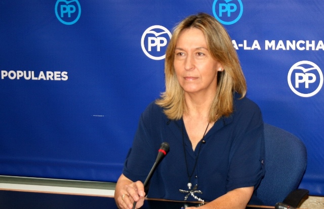 Guarinos (PP) responsabiliza a Page de ‘condenar’ a las pacientes de cáncer a esperar más de dos años y medio para una reconstrucción mamaria
