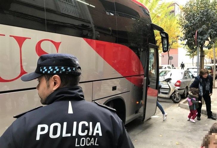 La Policía Local de Albacete colabora con la DGT en la campaña sobre control de transporte escolar