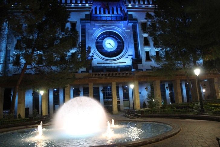 El Ayuntamiento de Albacete y el Museo Municipal se teñirán de azul para conmemorar el Día Mundial del Parkinson