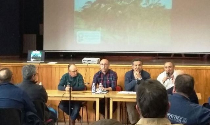 Éxito de las jornadas del pistacho y el almendro organizadas por UPA en Villamalea