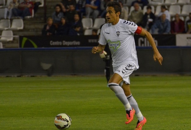 Noguerol anuncia su retirada del fútbol y la próxima temporada será el entrenador del Albacete B