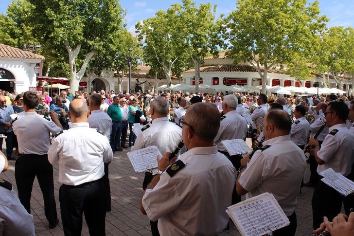 Elogios a la Banda Sinfónica de Albacete y visita a la Feria de la Ruta Inti